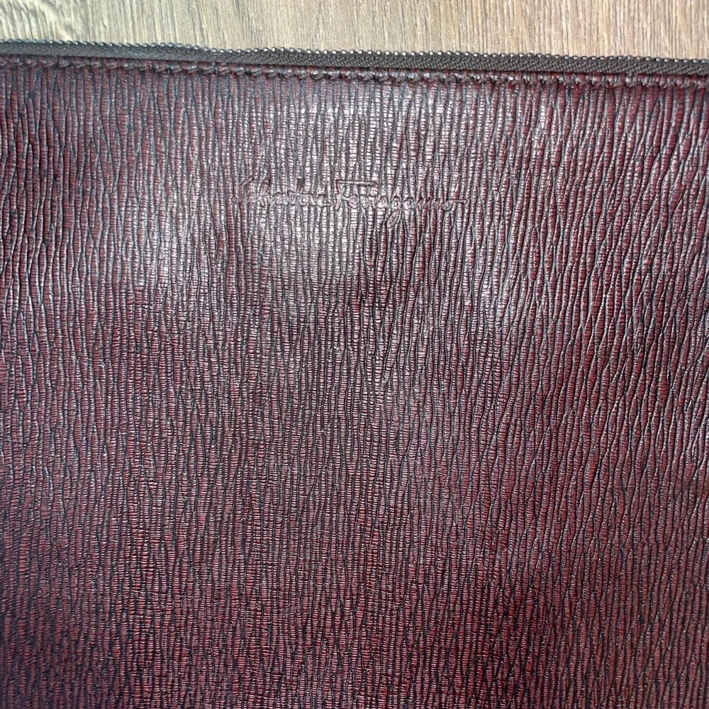 Salvatore Ferragamo large brown wristlet - Picture 3 of 7